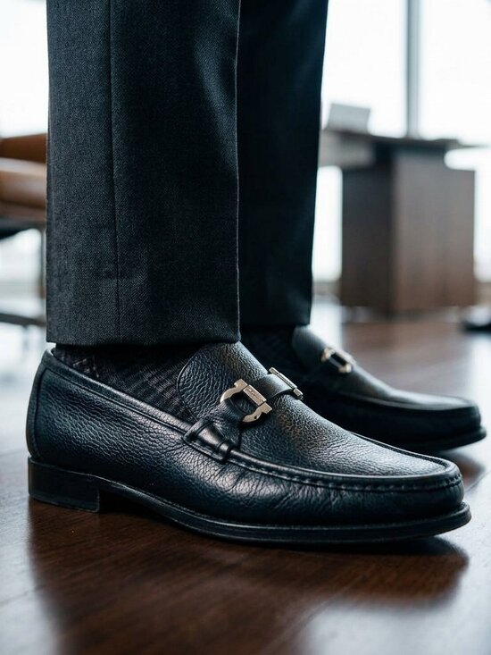 Ferragamo Grandioso Bit Loafers Mens Size 9 D Black Textured Leather Shoes main image 7